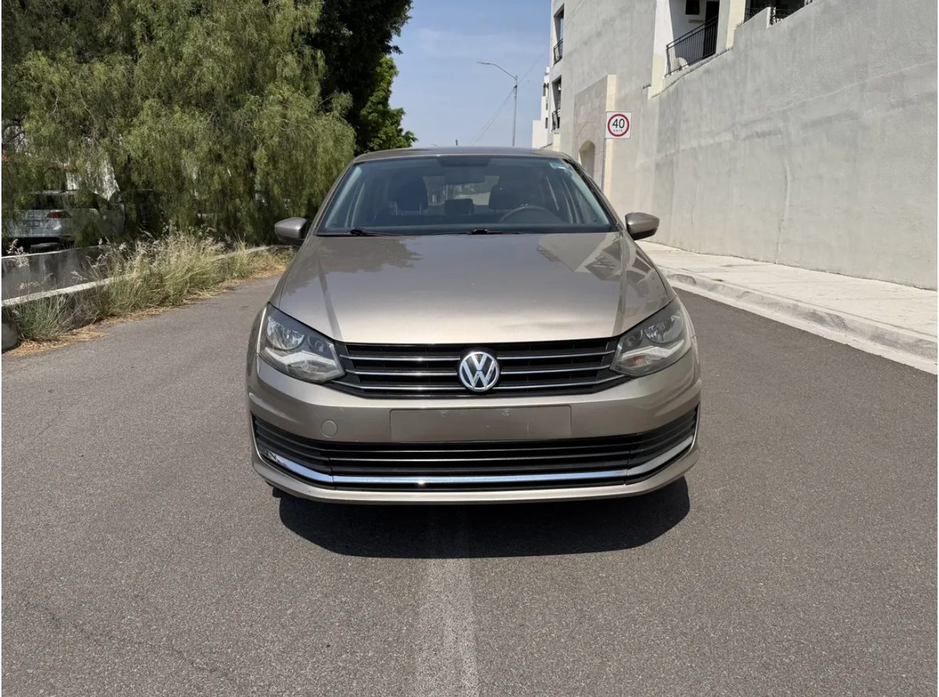 Volkswagen Vento 1.6 Comfortline MT foto