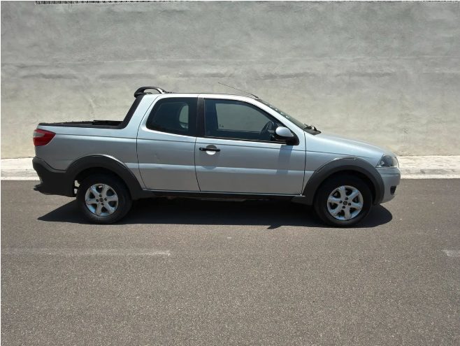 Ram 700 1.6 SLT Club Cab MT foto
