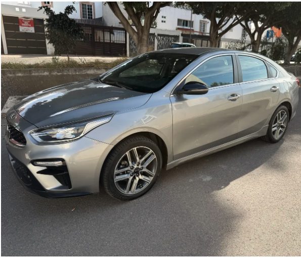 Kia Forte 2.0 HB GT Line AT