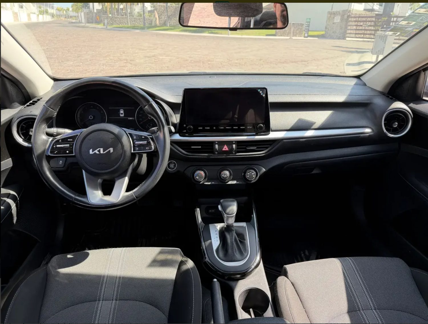 Kia Forte 2.0 EX AT foto